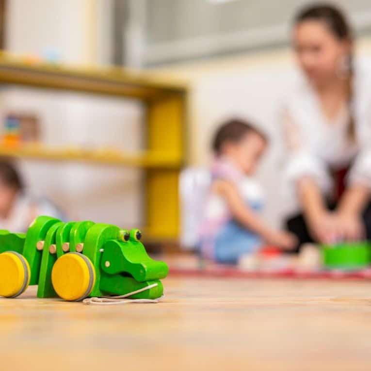 Jakie zabawki dla dzieci wybrać na prezent?